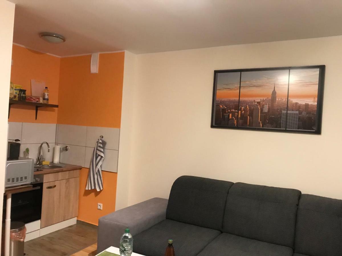 City Appartment Near Dusseldorf Mainstation! エクステリア 写真