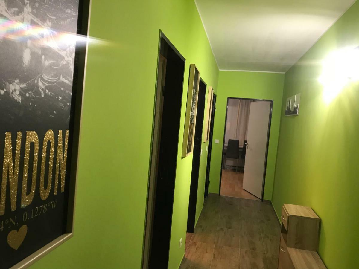 City Appartment Near Dusseldorf Mainstation! エクステリア 写真