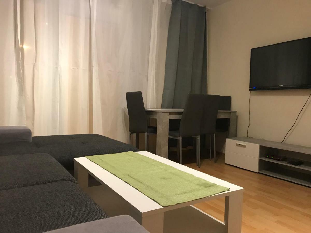 City Appartment Near Dusseldorf Mainstation! エクステリア 写真